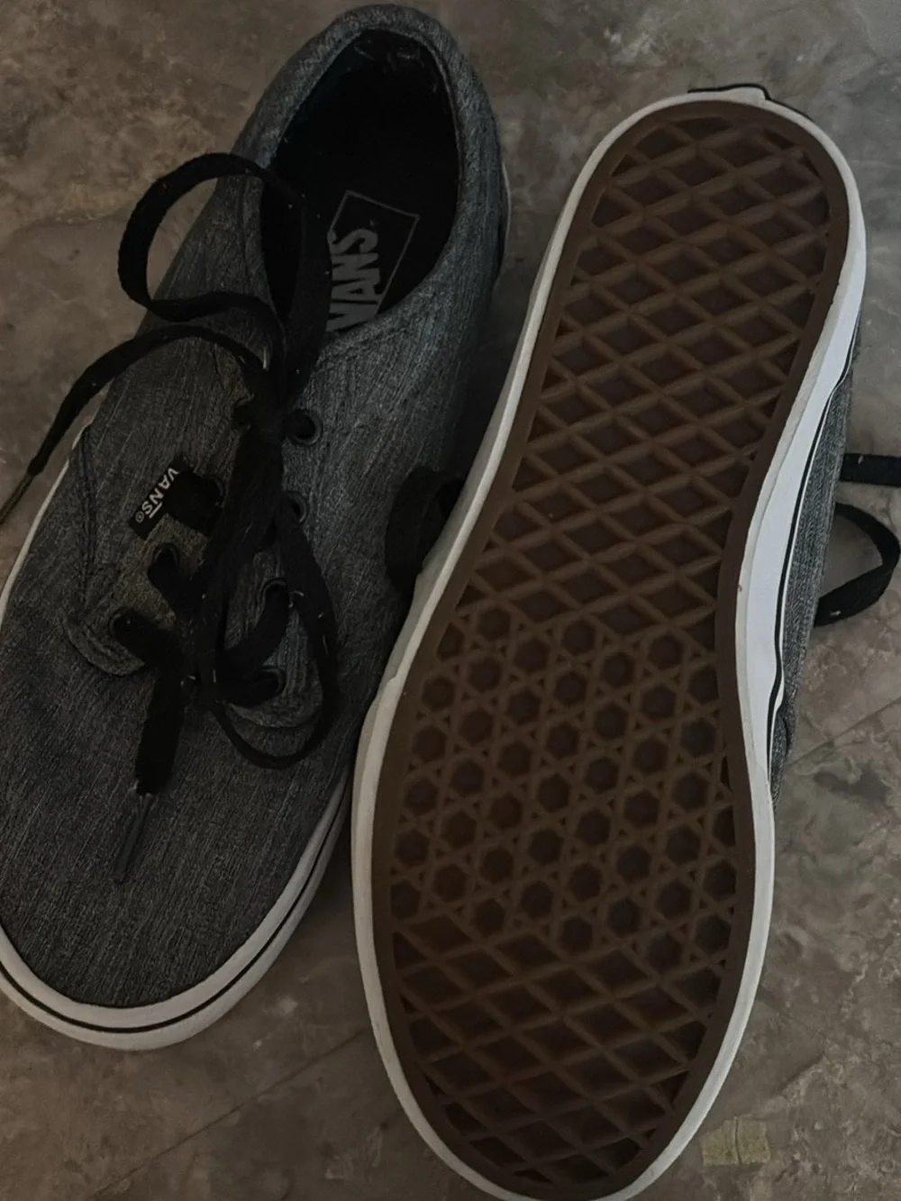 Vans Men’s Gray Canvas Low-Top Sneakers with Black Laces